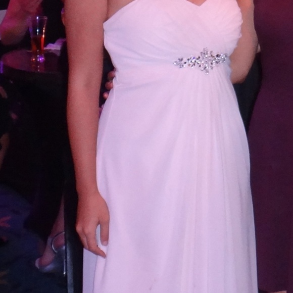 Blush Chiffon Bridesmaid Gown Size 4 - Picture 2 of 5